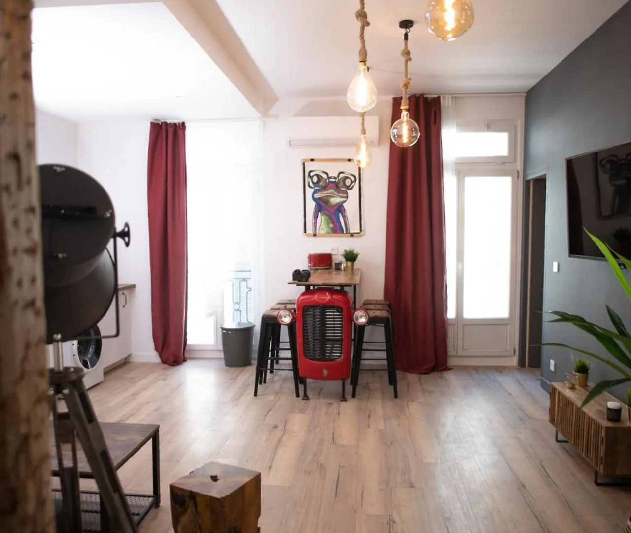 Le Comptoir Des Grenouilles Apartment Marseille